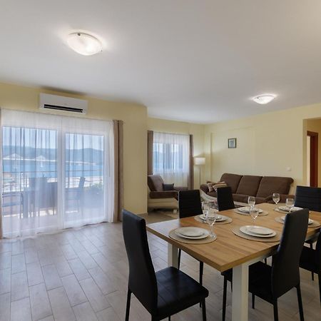 Apartman Maja Komarna Zewnętrze zdjęcie