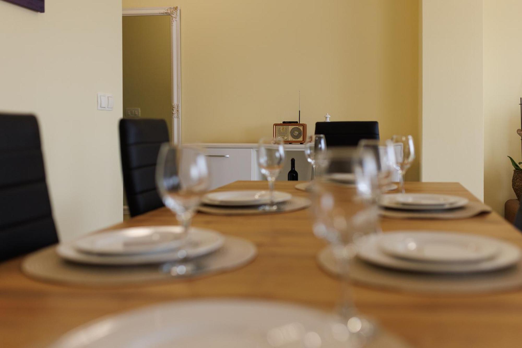 Apartman Maja Komarna Zewnętrze zdjęcie