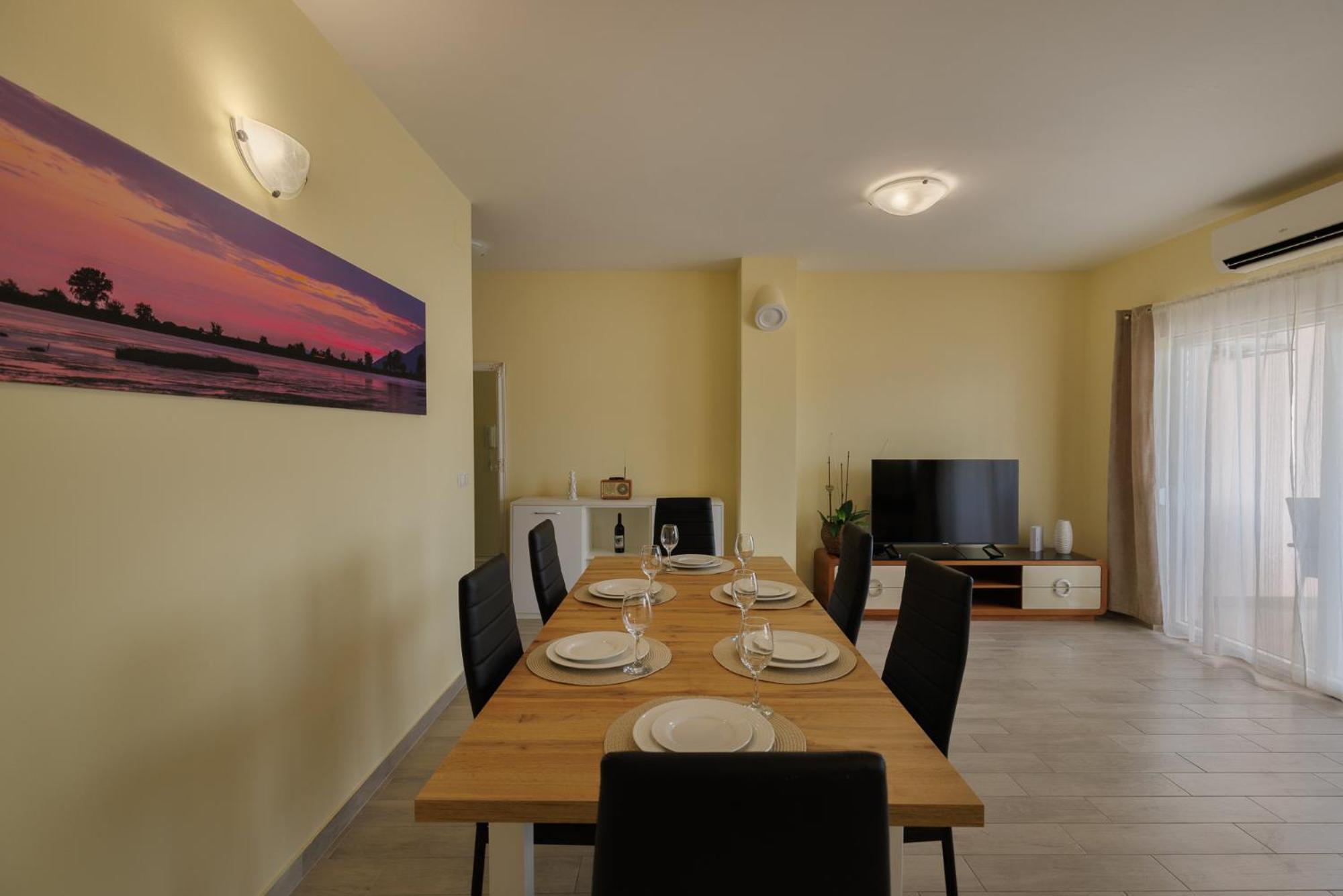 Apartman Maja Komarna Zewnętrze zdjęcie