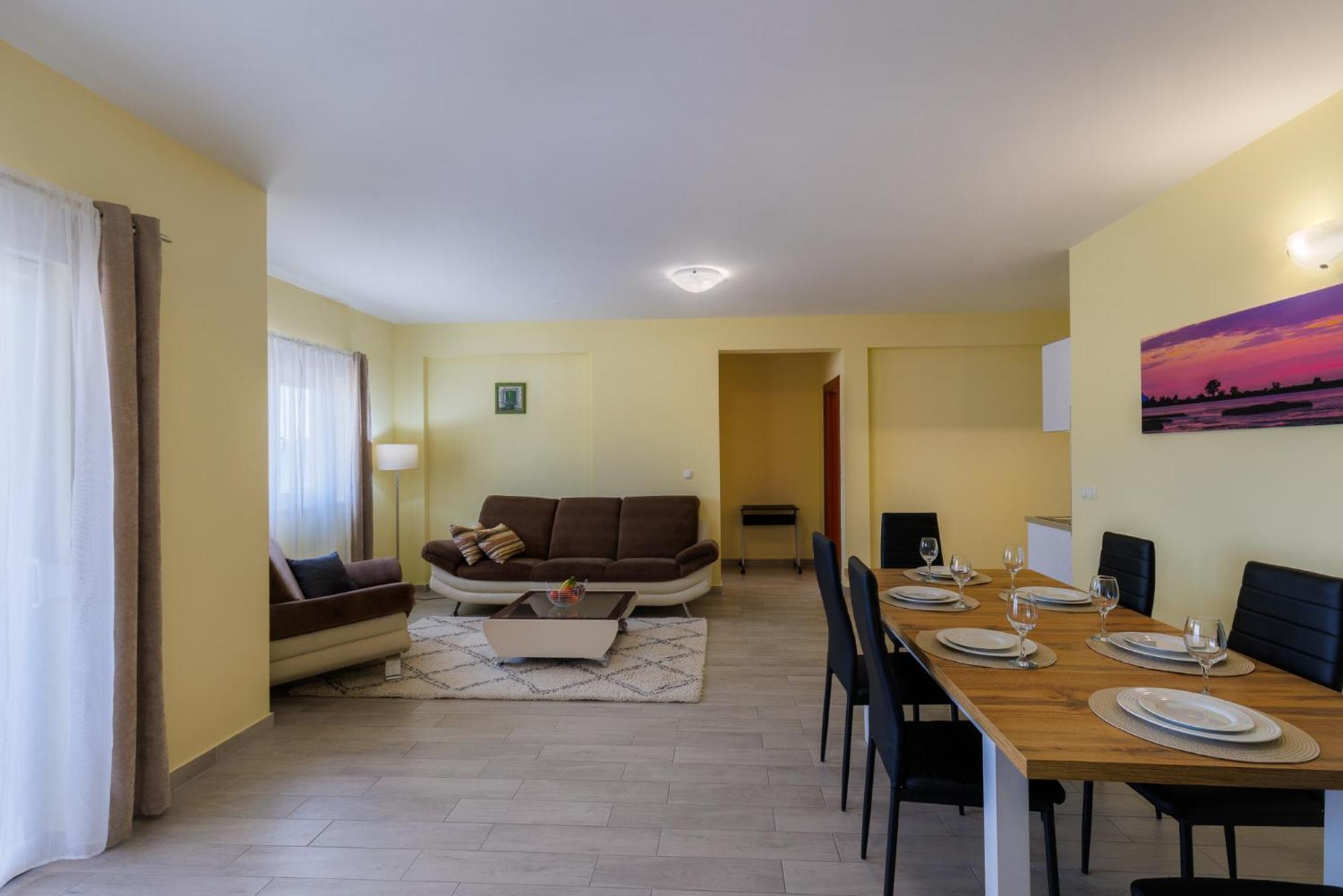 Apartman Maja Komarna Zewnętrze zdjęcie