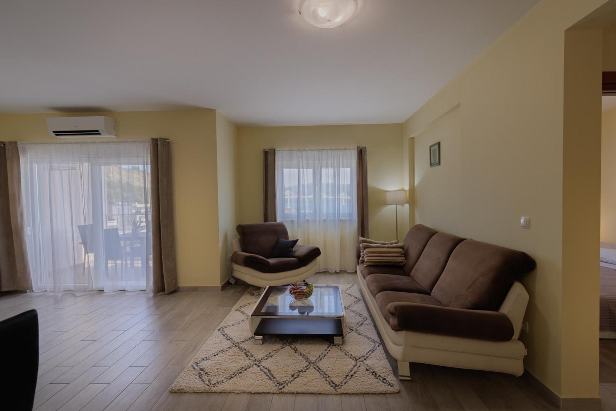 Apartman Maja Komarna Zewnętrze zdjęcie